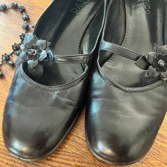 Mid-Century Italian Style Feeling - Low Heel Leather Franco Sarto Flats - Sz 10 - Picture 3 of 8